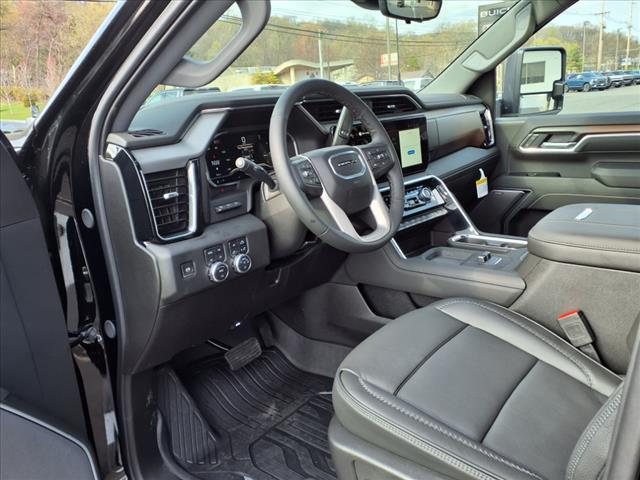 2025 GMC Sierra 2500HD 4WD CREW CAB 159  DENALI
