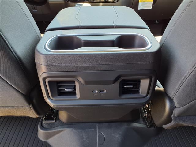 2025 Chevrolet Silverado 1500 4WD CREW CAB 147  LT TRAI