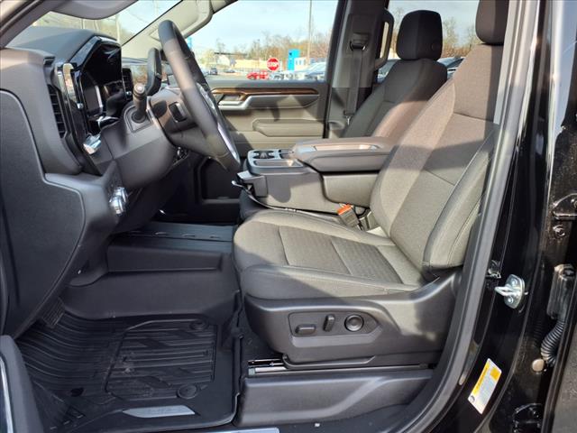 2025 GMC Sierra 1500 4WD CREW CAB 147  ELEVATI