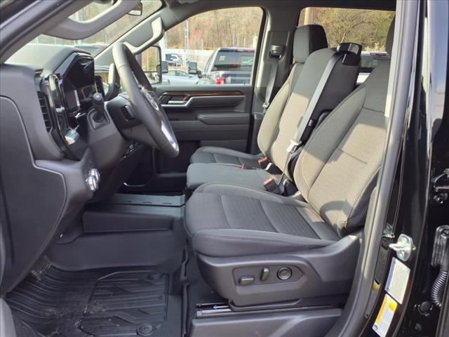 2025 GMC Sierra 2500HD 4WD CREW CAB 159  SLE