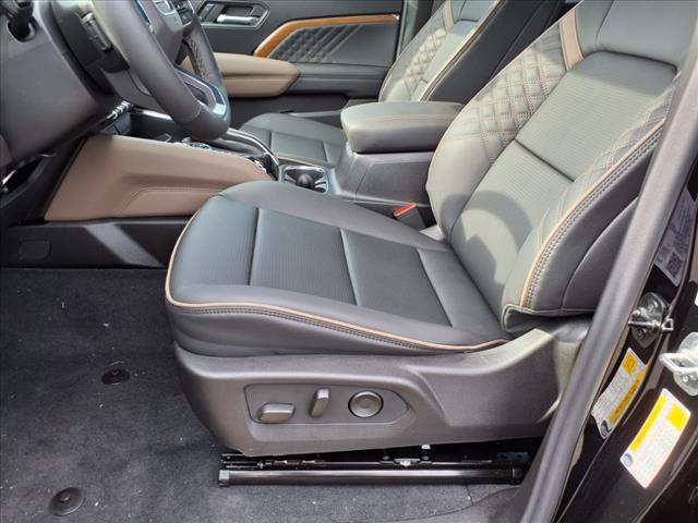 2025 GMC Canyon 4WD CREW CAB DENALI