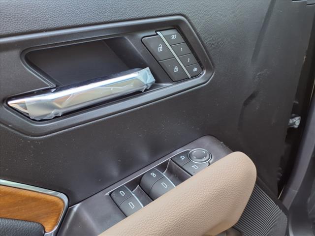 2025 GMC Canyon 4WD CREW CAB DENALI