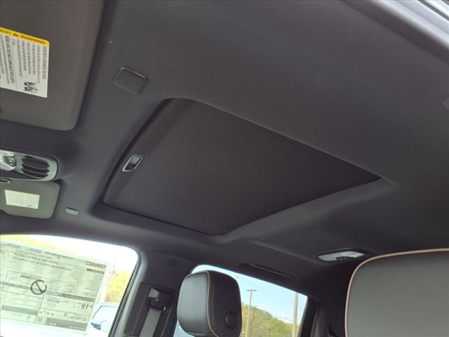 2025 GMC Canyon 4WD CREW CAB DENALI