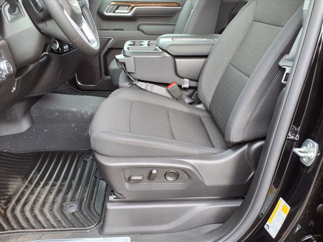 2025 GMC Sierra 1500 4WD CREW CAB 147  ELEVATI