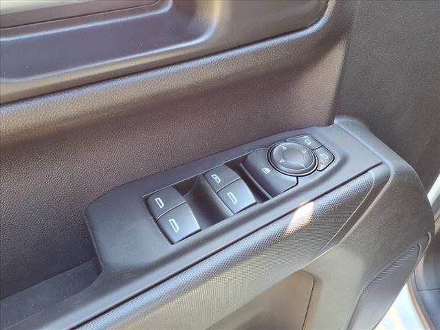 2025 Chevrolet Silverado 1500 4WD CREW CAB 147  CUSTOM