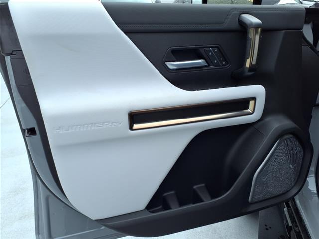 2025 GMC HUMMER EV E4WD CREW CAB 2X