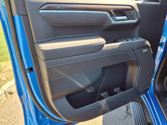 2025 Chevrolet Silverado 1500 4WD CREW CAB 147  LT TRAI