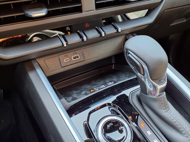 2025 GMC Canyon 4WD CREW CAB ELEVATION