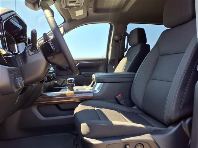 2025 Chevrolet Silverado 1500 4WD CREW CAB 147  LT TRAI
