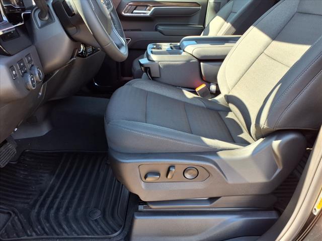 2025 Chevrolet Silverado 1500 4WD CREW CAB 147  LT W/2F