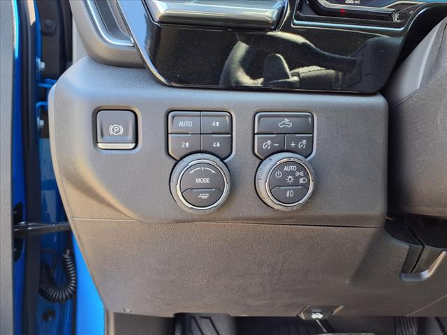 2025 Chevrolet Silverado 1500 4WD CREW CAB 147  LT TRAI