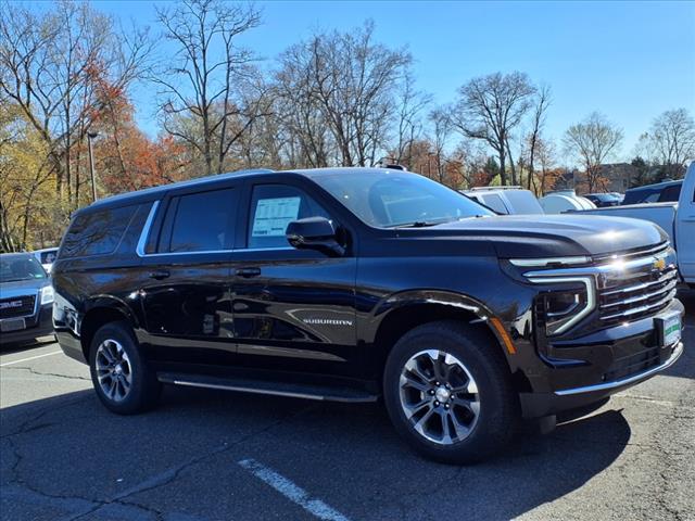 2025 Chevrolet Suburban 4WD 4DR LT
