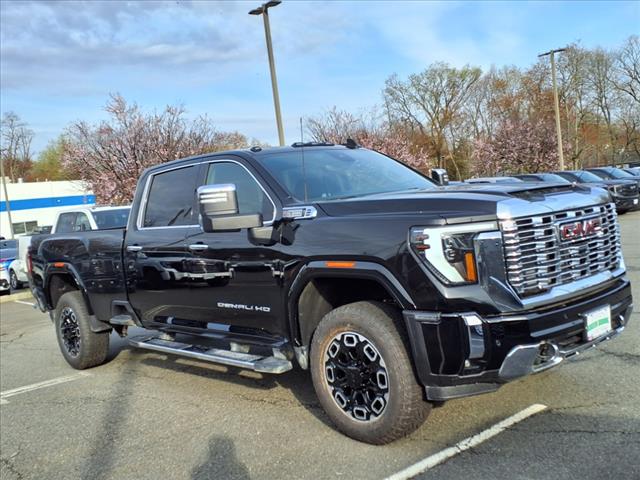 2025 GMC Sierra 3500HD 4WD CREW CAB 172  DENALI