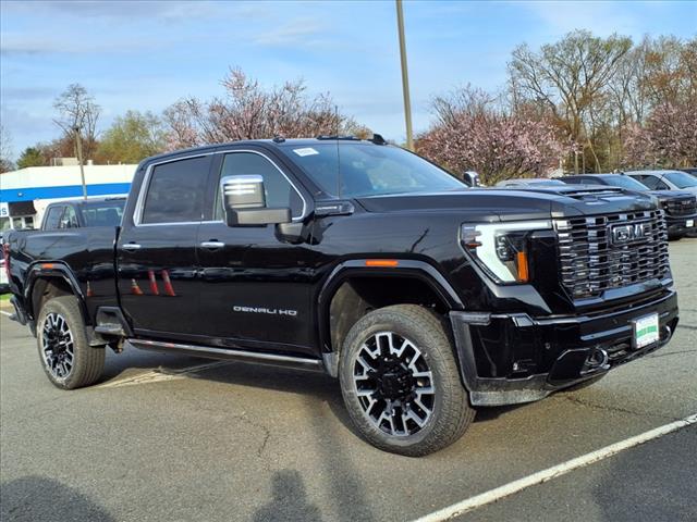2025 GMC Sierra 2500HD 4WD CREW CAB 159  DENALI