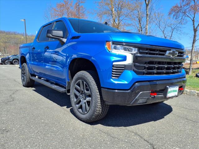 2025 Chevrolet Silverado 1500 4WD CREW CAB 147  LT TRAI