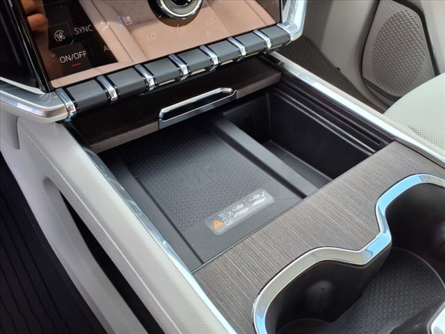 2025 GMC Acadia AWD 4DR DENALI