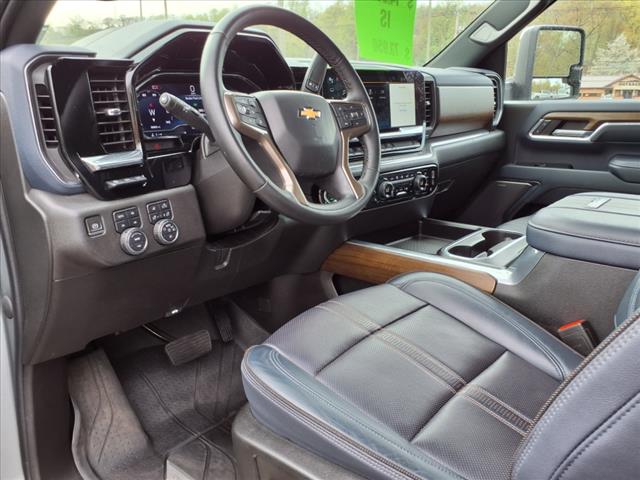 2024 Chevrolet Silverado 3500HD High Country