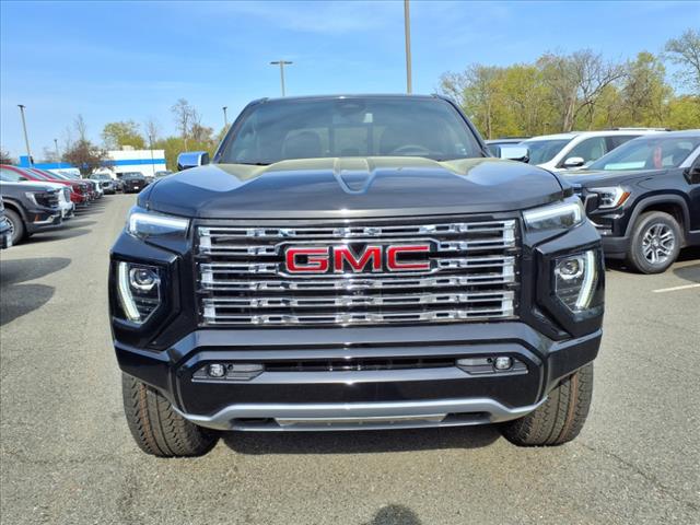 2025 GMC Canyon 4WD CREW CAB DENALI