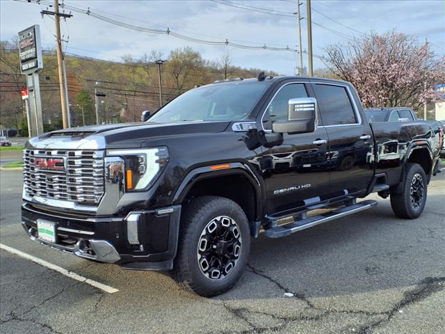 2025 GMC Sierra 3500HD 4WD CREW CAB 172  DENALI
