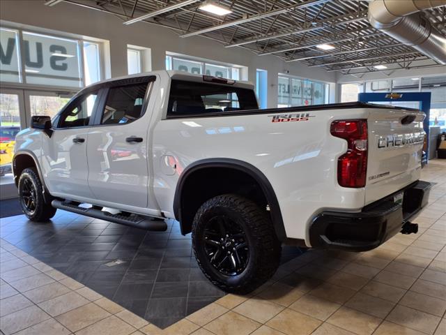 2025 Chevrolet Silverado 1500 4WD CREW CAB 147  CUSTOM