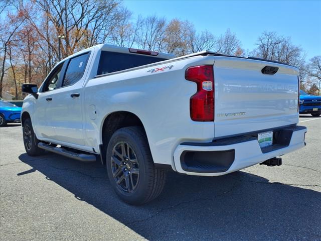 2025 Chevrolet Silverado 1500 4WD CREW CAB 147  CUSTOM