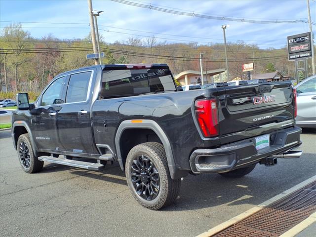 2025 GMC Sierra 2500HD 4WD CREW CAB 159  DENALI