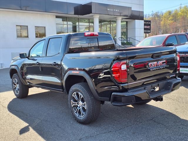 2025 GMC Canyon 4WD CREW CAB AT4