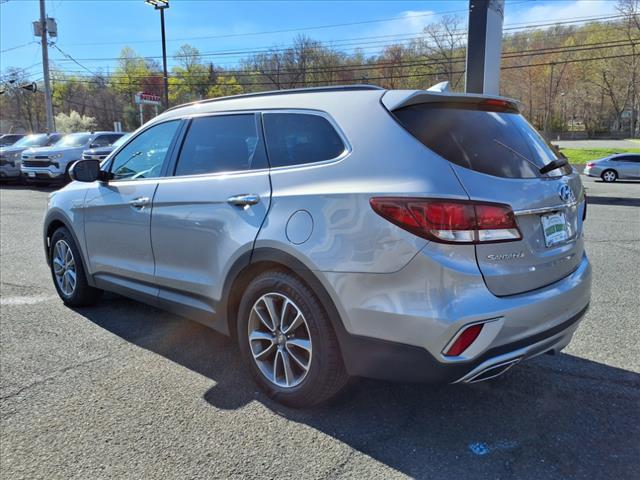 2017 Hyundai SANTA FE SE