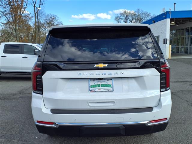 2025 Chevrolet Suburban 4WD 4DR LS