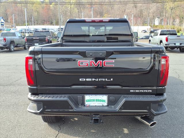 2025 GMC Sierra 2500HD 4WD CREW CAB 159  DENALI
