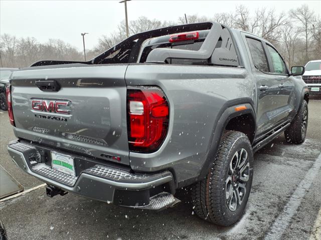 2025 GMC Canyon 4WD CREW CAB AT4