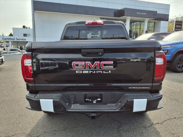 2025 GMC Canyon 4WD CREW CAB DENALI
