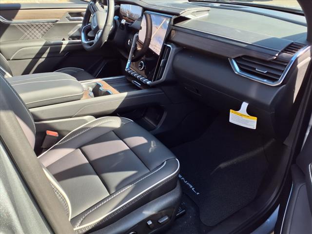 2025 GMC Acadia AWD 4DR DENALI