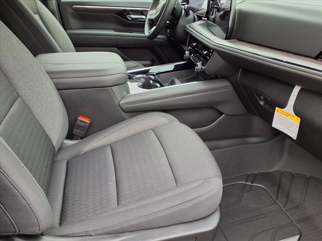 2025 Chevrolet Suburban 4WD 4DR LS