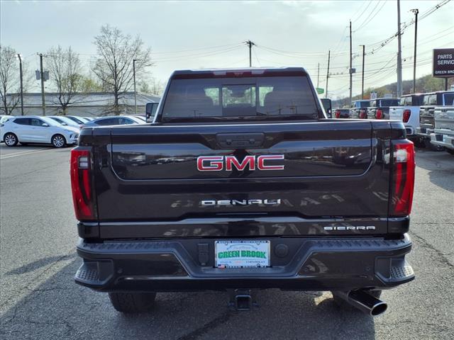 2025 GMC Sierra 2500HD 4WD CREW CAB 172  DENALI