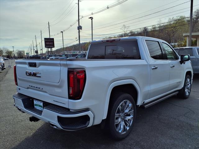 2025 GMC Sierra 1500 4WD CREW CAB 147  DENALI