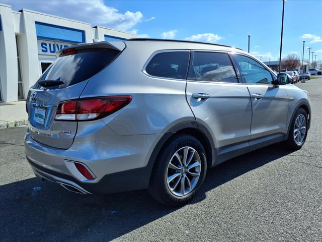 2017 Hyundai SANTA FE SE