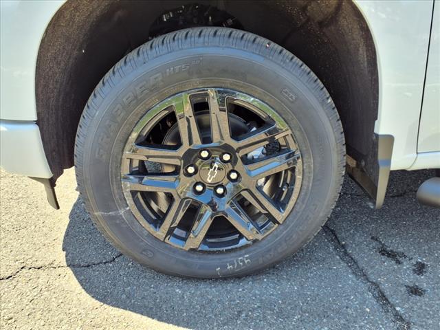 2025 Chevrolet Silverado 1500 4WD CREW CAB 147  CUSTOM