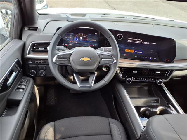 2025 Chevrolet Suburban 4WD 4DR LS