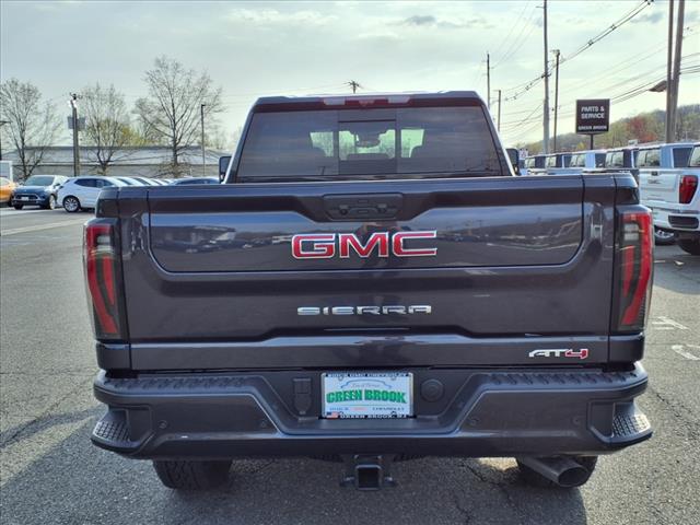 2025 GMC Sierra 2500HD 4WD CREW CAB 159  AT4