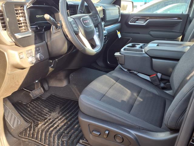 2025 GMC Sierra 1500 4WD CREW CAB 147  ELEVATI
