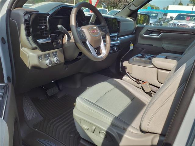 2025 GMC Sierra 1500 4WD DOUBLE CAB 147  SLE