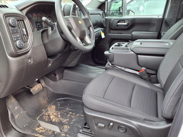 2025 Chevrolet Silverado 2500HD 4WD CREW CAB 159  CUSTOM