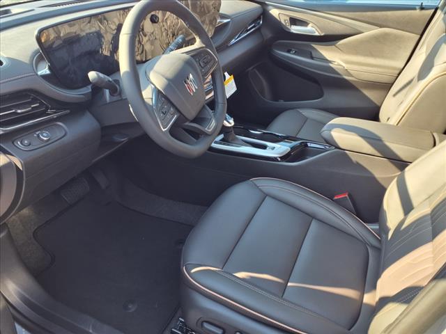 2025 Buick Envista FWD 4DR AVENIR