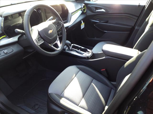2025 Chevrolet Trax FWD 4DR LT