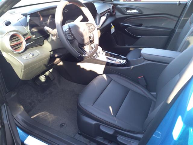 2025 Chevrolet Trax FWD 4DR 2RS