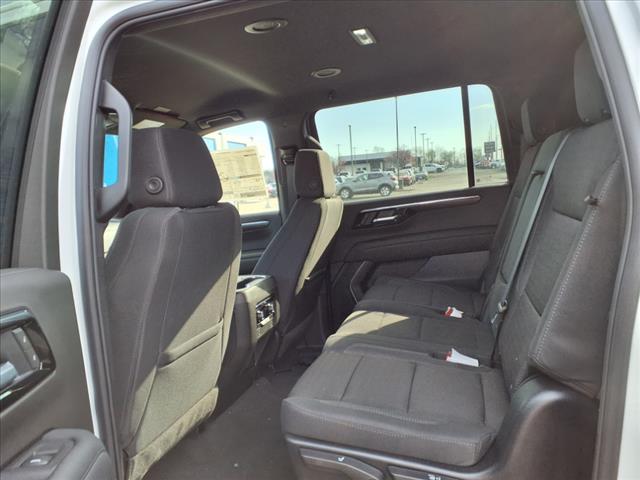 2025 Chevrolet Suburban 4WD 4DR LS