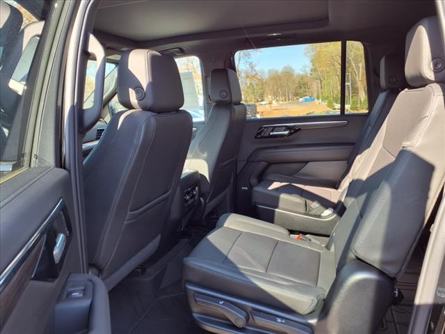 2025 Chevrolet Suburban 4WD 4DR LT