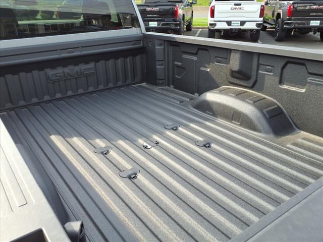2025 GMC Sierra 2500HD 4WD REG CAB 142  SLE