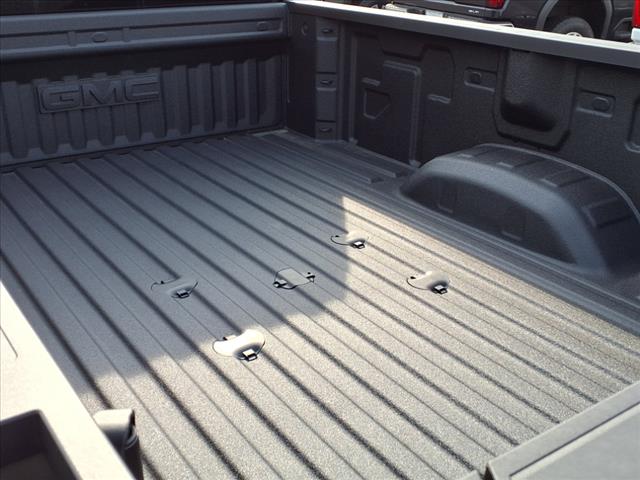 2025 GMC Sierra 2500HD 4WD CREW CAB 172  DENALI